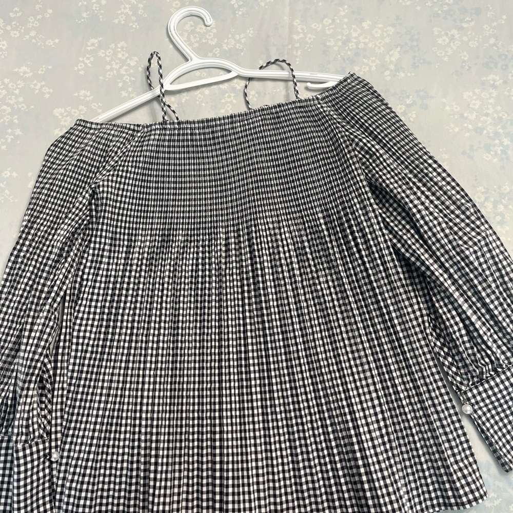 Black and White Gingham Skirt - Picture 3 of 9